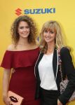 Breda, 25 September 2016 Chasse Theater premiere Hair
Daphne Deckers met dochter Emma