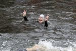 Amsterdam 11 september 2016
Amsterdam city swim tbv ALS door de amsterdamse grachten. Bartina en Debbie Koeman