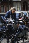 Amsterdam 28 september 2016
Doutzen Kroes met dochterje Myllena Mae in Amsterdam zuid