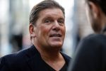 Antwerpen 21 sptember 2016
Frank Masmeijer arriveert bij de rechtbank van Antwerpen et een cameraploeg van SBS6 ivm opames van zijn real life soap. Ook zijn schoonvader is erbij