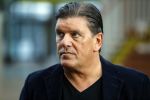 Antwerpen 21 sptember 2016
Frank Masmeijer arriveert bij de rechtbank van Antwerpen et een cameraploeg van SBS6 ivm opames van zijn real life soap. Ook zijn schoonvader is erbij