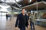 Antwerpen 21 sptember 2016
Frank Masmeijer arriveert bij de rechtbank van Antwerpen et een cameraploeg van SBS6 ivm opames van zijn real life soap. Ook zijn schoonvader is erbij