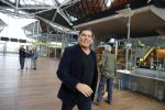 Antwerpen 21 sptember 2016
Frank Masmeijer arriveert bij de rechtbank van Antwerpen et een cameraploeg van SBS6 ivm opames van zijn real life soap. Ook zijn schoonvader is erbij