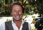 Rotterdam 14 september 2016
Boekpresentatie boek Rene v Gijp geschreven door Michiel v Egmond bij the harbour club. Zijn zoons Bicky en Sanny kregen de eerste exemplaren. Hans Kraaij met zoon Levi