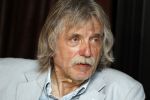 Rotterdam 14 september 2016
Boekpresentatie boek Rene v Gijp geschreven door Michiel v Egmond bij the harbour club. Zijn zoons Bicky en Sanny kregen de eerste exemplaren. Johan derksen en wilfred Genee