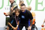 Amsterdam 11 september 2016
Amsterdam city swim tbv ALS door de amsterdamse grachten. Johnny de Mol met manager Carlijn de Vries Ralph en Daniel de Vries