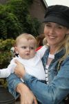 Amsterdam, 22 September 2016
Feest van Lifestyle van LIEF.
Lottie Hellingman en Liza Sips met haar baby Jonah
