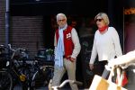 Amsterdam 5 oktober 2016
Manfred de Graaf met zijn vrouw in Amsterdam zuid.