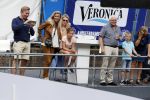 Amsterdam 11 september 2016
Amsterdam city swim tbv ALS door de amsterdamse grachten. Pieter v d Hoogenband kwam samen met zijn verloofde Marie Jose Crooijmans zijn kinderen en zijn ouders en broer