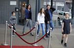 Zaandam 1 oktober 2016
Premiere Peter Pan in schouwburg  Zaandam.
Martijn Krabbe met zijn kinderen Achilles Michelle Jasmijn zijn vriendin Noi Pakon met haar zoontje.