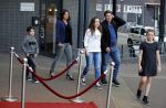 Zaandam 1 oktober 2016
Premiere Peter Pan in schouwburg  Zaandam.
Martijn Krabbe met zijn kinderen Achilles Michelle Jasmijn zijn vriendin Noi Pakon met haar zoontje.