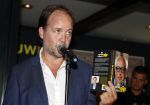 Rotterdam 14 september 2016
Boekpresentatie boek Rene v Gijp geschreven door Michiel v Egmond bij the harbour club. Zijn zoons Bicky en Sanny kregen de eerste exemplaren