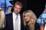 Amsterdam 2 oktober 2016
Patricia Paay en haar vriend  Robbert Hinfelaar bij de opnames van het sbs 6 programma Show XL gepresenteerd door Fred v Leer en Lucille Werner. Tim Douwsma en Nicolette v Dam zitten er ook.