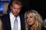 Amsterdam 2 oktober 2016
Patricia Paay en haar vriend  Robbert Hinfelaar bij de opnames van het sbs 6 programma Show XL gepresenteerd door Fred v Leer en Lucille Werner. Tim Douwsma en Nicolette v Dam zitten er ook.