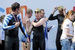 Amsterdam 11 september 2016
Amsterdam city swim tbv ALS door de amsterdamse grachten. paul en Leny v Gorcum kijken naar hun kleinzoon