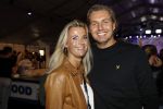 Amsterdam 11 september 2016
Amsterdam city swim tbv ALS door de amsterdamse grachten. Pieter v d Hoogenband kwam samen met zijn verloofde Marie Jose Crooijmans zijn kinderen en zijn ouders en broer