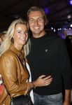 Amsterdam 11 september 2016
Amsterdam city swim tbv ALS door de amsterdamse grachten. Pieter v d Hoogenband kwam samen met zijn verloofde Marie Jose Crooijmans zijn kinderen en zijn ouders en broer