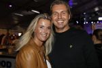 Amsterdam 11 september 2016
Amsterdam city swim tbv ALS door de amsterdamse grachten. Pieter v d Hoogenband kwam samen met zijn verloofde Marie Jose Crooijmans zijn kinderen en zijn ouders en broer