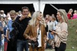 Amsterdam 11 september 2016
Amsterdam city swim tbv ALS door de amsterdamse grachten. Pieter v d Hoogenband kwam samen met zijn verloofde Marie Jose Crooijmans zijn kinderen en zijn ouders en broer