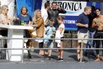Amsterdam 11 september 2016
Amsterdam city swim tbv ALS door de amsterdamse grachten. Pieter v d Hoogenband kwam samen met zijn verloofde Marie Jose Crooijmans zijn kinderen en zijn ouders en broer
