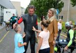 Amsterdam 11 september 2016
Amsterdam city swim tbv ALS door de amsterdamse grachten. Pieter v d Hoogenband kwam samen met zijn verloofde Marie Jose Crooijmans zijn kinderen en zijn ouders en broer