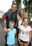 Amsterdam 11 september 2016
Amsterdam city swim tbv ALS door de amsterdamse grachten. Pieter v d Hoogenband kwam samen met zijn verloofde Marie Jose Crooijmans zijn kinderen en zijn ouders en broer
