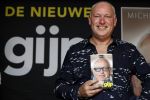 Rotterdam 14 september 2016
Boekpresentatie boek Rene v Gijp geschreven door Michiel v Egmond bij the harbour club. Zijn zoons Bicky en Sanny kregen de eerste exemplaren