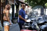 Amsterdam 12 september 2016 
Ruud Gullit met zijn vriendin Karin de Rooij op de cornelis schuytstraat
