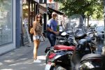 Amsterdam 12 september 2016 
Ruud Gullit met zijn vriendin Karin de Rooij op de cornelis schuytstraat