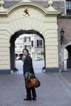 Den Haag 6 oktober 2016
Thiery Baudet rondom en op het binnenhof en bij torentje.