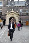 Den Haag 6 oktober 2016
Thiery Baudet rondom en op het binnenhof en bij torentje.