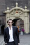 Den Haag 6 oktober 2016
Thiery Baudet rondom en op het binnenhof en bij torentje.