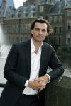 Den Haag 6 oktober 2016
Thiery Baudet rondom en op het binnenhof en bij torentje.
