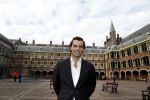 Den Haag 6 oktober 2016
Thiery Baudet rondom en op het binnenhof en bij torentje.
