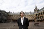 Den Haag 6 oktober 2016
Thiery Baudet rondom en op het binnenhof en bij torentje.