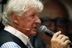 Rotterdam 14 september 2016
Boekpresentatie boek Rene v Gijp geschreven door Michiel v Egmond bij the harbour club. Zijn zoons Bicky en Sanny kregen de eerste exemplaren. Willibrord Frequin met vriendin