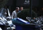 Amsterdam 26 september 2017
Albert Verlinde gaat met zijn nieuwe vriend een hapje eten bij v Dam op de cornelis schuytstraat
