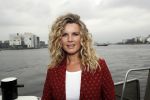 Amsterdam 28 september 2017
Castpresentaie van de Spa ( net 5 serie). De cast bestaat uit Annette Barlo Mattijn Hartemink Eva Marie v d Waal Rein v DuivenbodenDavy Eduard King Juvat Westendorp Beau Schneider Lara Leijs Nzinga Sordam en Eva Bartels.