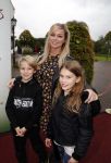 Kaatsheuvel 30 september 2017
Premiere musical in de efteling geschreven door Paul v Loon en Prinses Laurentien. Bridget Maasland met zoon Mees en een vriendinnetje