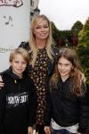 Kaatsheuvel 30 september 2017
Premiere musical in de efteling geschreven door Paul v Loon en Prinses Laurentien. Bridget Maasland met zoon Mees en een vriendinnetje