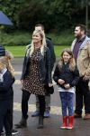 Kaatsheuvel 30 september 2017
Premiere musical in de efteling geschreven door Paul v Loon en Prinses Laurentien. Bridget Maasland met zoon Mees en een vriendinnetje