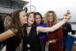 Amsterdam 28 september 2017
Castpresentaie van de Spa ( net 5 serie). De cast bestaat uit Annette Barlo Mattijn Hartemink Eva Marie v d Waal Rein v DuivenbodenDavy Eduard King Juvat Westendorp Beau Schneider Lara Leijs Nzinga Sordam en Eva Bartels.