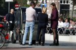 Amsterdam 27 september 2017 
Connie Witteman laat aan mensen haar gepimpte Biro wagentje zien