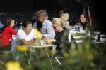 Amsterdam 27 september 2017   
Connie Witteman met zoon Marvin Breukhoven op terras