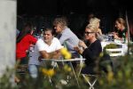 Amsterdam 27 september 2017   
Connie Witteman met zoon Marvin Breukhoven op terras