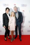 Amsterdam 24 september 2017
Premiere Annie MG Schmidt was getekend in het nieuwe de la mar. isa Hoes met dochter vlinder en broer Onno Hoes