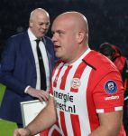 Eindhoven, 22 Januari 2017 Kompetitiewedstrijd PSV-SC Heerenveen, 
eindstand 4-3
Huldiging Micahel v Gerwen