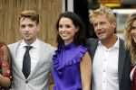 Amsterdam 28 september 2017
Castpresentaie van de Spa ( net 5 serie). De cast bestaat uit Annette Barlo Mattijn Hartemink Eva Marie v d Waal Rein v DuivenbodenDavy Eduard King Juvat Westendorp Beau Schneider Lara Leijs Nzinga Sordam en Eva Bartels.