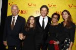 Amsterdam 1 oktober 2017
Premiere Vamos in het nieuwe de la mar theater. Rick Engelkes met ouders en dochters