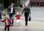 Kaatsheuvel 30 september 2017
Premiere musical in de efteling geschreven door Paul v Loon en Prinses Laurentien. Rein Kolpa en Wieneke Remmers met kinderen